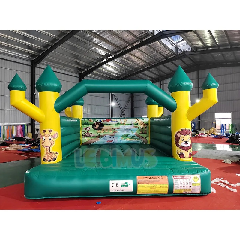 Commercial Printing House - Castello Gonfiabile a Tema Giungla con