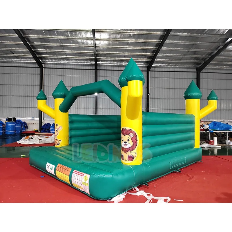 Castello Gonfiabile a Tema Giu - Commercial Printing House recensione e prezzo