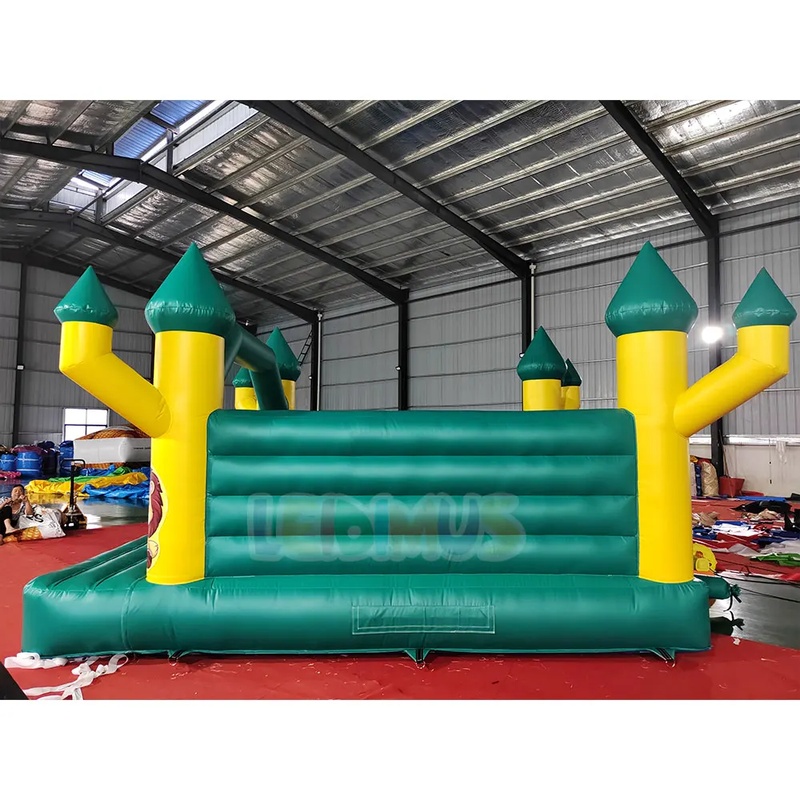 Castello Gonfiabile a Tema Giu - Commercial Printing House recensione e prezzo